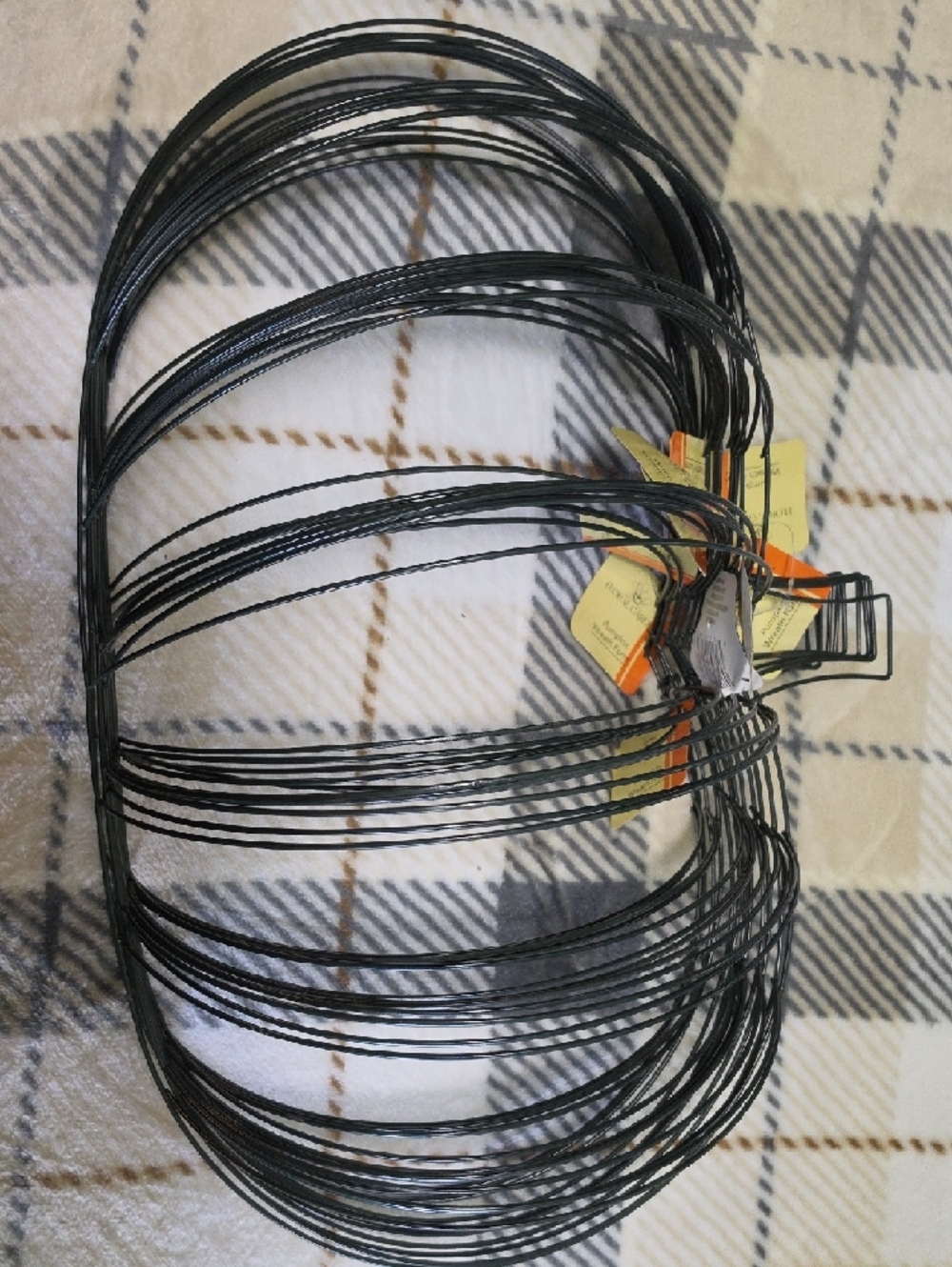 12 Pumpkin Wreath Forms - Picture 4 of 4